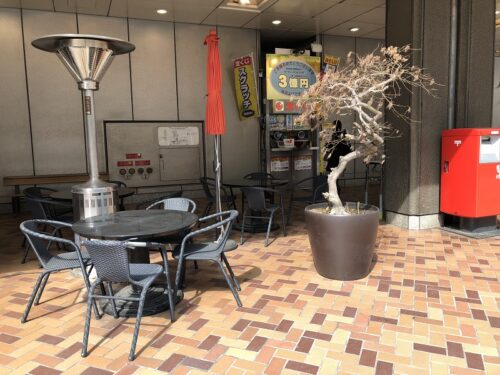 カフェドアッシュ 札幌東急百貨店前のタピオカ チーズハットクも楽しめるキッチンカー