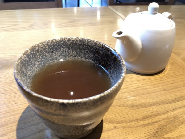 ノイモンドオーガニックカフェ・黒千石茶